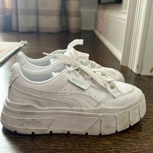 Kids platform puma shoes. 3.5Y.